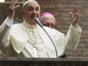 Papa Françis bu kez "Büyük Ermeni trajedisi" dedi