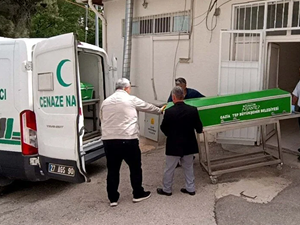 Gaziantep'te traktörün çarptığı duvarın altında kalan dede ve torunu öldü