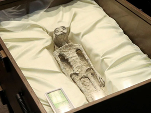 Meksika'daki "uzaylı fosili iddiası" gündem oldu