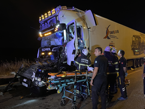 Edirne'de iki tırın çarpıştığı kazada 1 kişi öldü