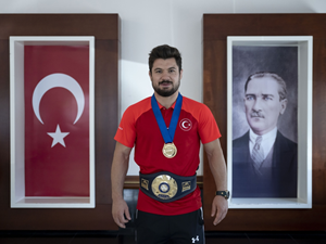 Paris'te gözler dünya şampiyonu Ali Cengiz'in üzerinde olacak