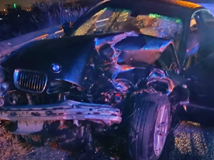 Bolu'da tırdan kopan lastik zincirleme trafik kazasına neden oldu