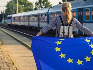 AB 36 bin gence ücretsiz tren bileti verecek