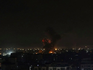 İsrail ordusu, gece boyu Gazze'ye 500'den fazla hava saldırısı düzenlediğini duyurdu