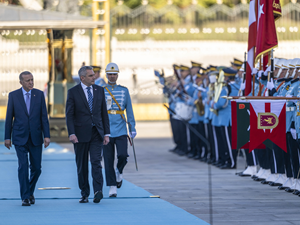 Cumhurbaşkanı Erdoğan, Avusturya Federal Şansölyesi Nehammer'i resmi törenle karşıladı