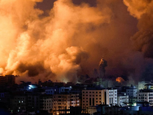 İsrail, Gazze Şeridi'nin kuzey ve güney bölgelerine çok sayıda hava saldırısı düzenledi