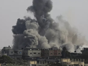 Mısır’da yerleşim yerine füze düştü