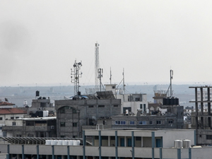 Gazze'de iletişim ve internet yeniden tamamen kesildi