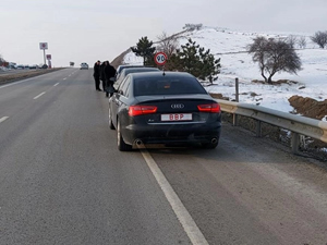 BBP Genel Başkanı Destici'nin bulunduğu araç Tokat'ta kaza yaptı