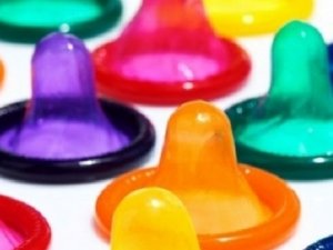 Hastalıktan anlayan akıllı prezervatif üretildi