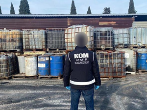 İzmir'de 250 ton kaçak akaryakıt ele geçirildi