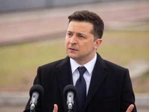 Zelenskiy'den, Trump'a cevap: "Ülkemi satamam"