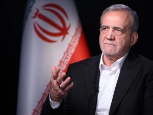 Pezeşkiyan: "Geçme namert köprüsünden bırak alsın sel seni…”