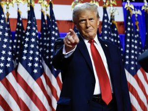 Donald Trump’tan tarihi karar!