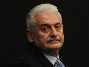 Binali Yıldırım: “Anayasadan Türklüğü çıkaralım”