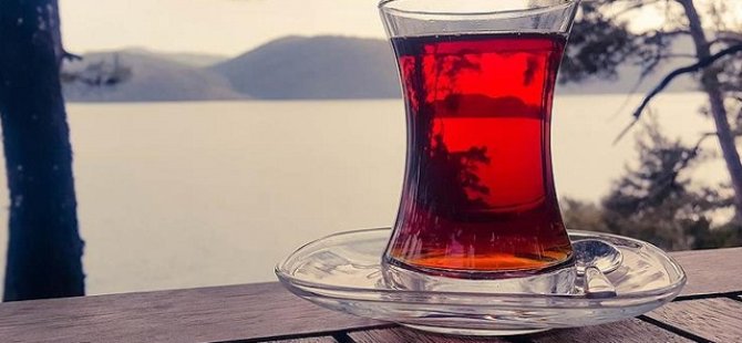 Çaya davet edilmeyen Hemşire zengin oldu!