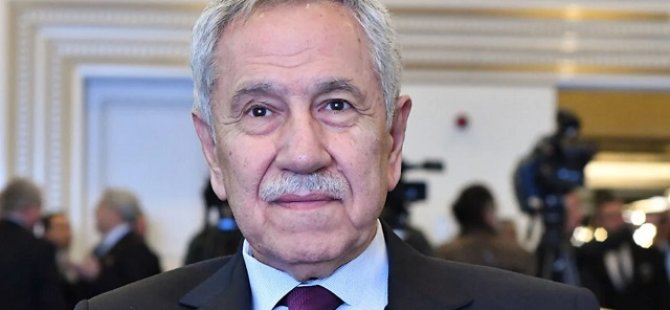 Bülent Arınç: “Anayasa tanınmaz hâle geldi, değişmesi lazım”