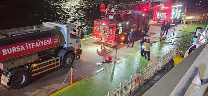 Bursa Deniz Otobüslerinin (BUDO) feribotu yandı!