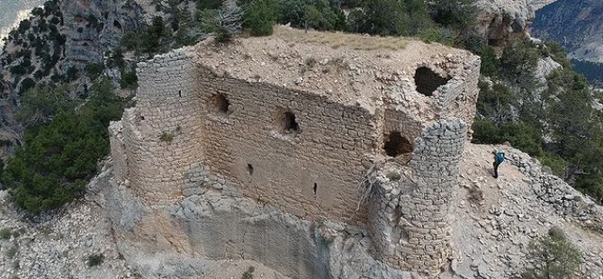 Vali ve Albay define avcısı çıktı!