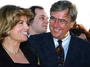 Eski Bakan, Çiller’in özel hayatını hatırlattı!