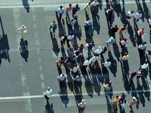 TÜİK: İşsiz sayısı arttı, çalışma süresi uzadı