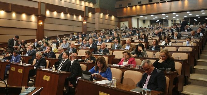 AKP, İBB'yi suçladı: Borcu az kullanmışsınız!