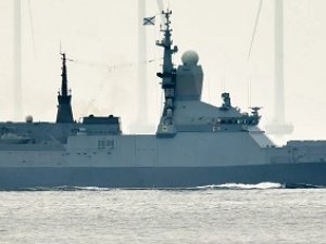 Ruslar, İngiliz Kanalı'ndan gizlice geçti!