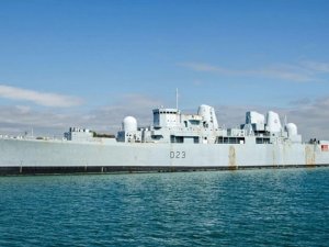 İngilizlerin 62 yaşındaki gemisi, İzmir'e geliyor!