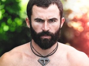 Survivor şampiyonu Turabi