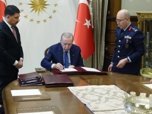 YAŞ kararları açıklandı: Terfiler ve emekli olanlar!