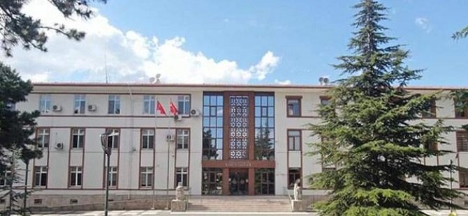 Valilik aracında escort: Soruşturma başlatıldı!