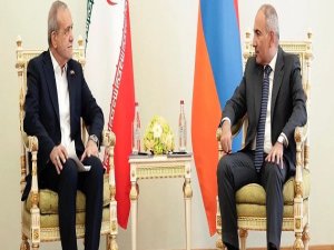 Pezeşkiyan ile Paşinyan görüştü: İş birliği çağrısı!