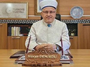 Laikliği öven ‘Müftü’ye linç girişimi!