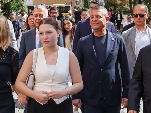 Özgür Özel, Nehir Zeyrek'in velisi oldu!