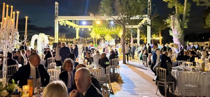 Fahrettin Altun'dan oğluna gösterişli düğün!