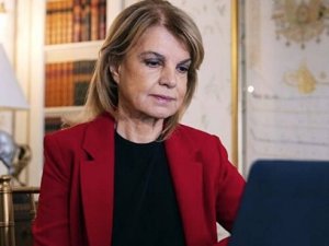 Çiller'in komşusundan satılık yalı: Fiyatı!