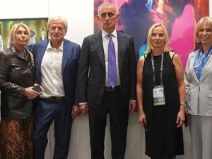 Barbara Ceferin, İstanbul'da sergi açtı!