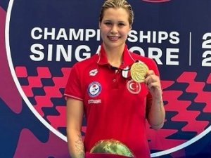 Defne Kurt, 4 günde 3 kez dünya şampiyonu!