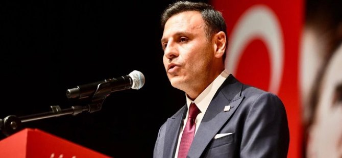 Özgür Çelik mazbatasını aldı