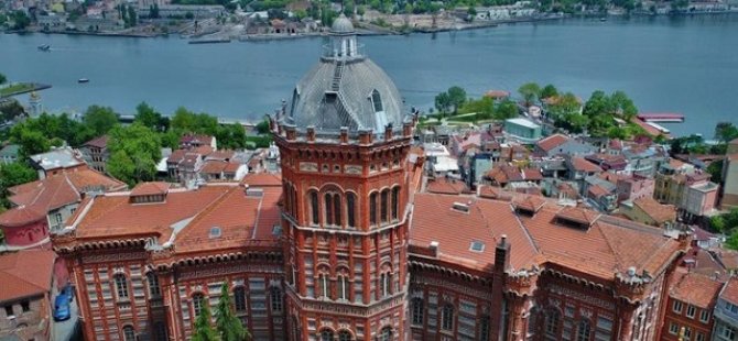 'Fener Rum Okulu', yeni bina arıyor!