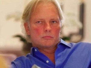 Adnan Şen, ‘Beyin kanaması’ geçirdi!