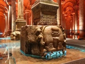 İBB'deki ‘O mülkler’ Vakıflara mı devredilecek?