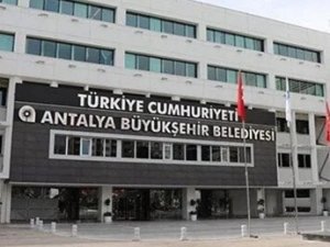 Antalya Büyükşehir Belediyesi'ne rüşvet soruşturması: 8 gözaltı!