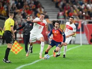 İspanya - Türkiye maçı nefesleri kesti!