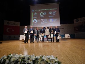 İklim Değişikliği ve Çevre Sempozyumu Piri Reis Üniversitesi’nde gerçekleştirildi