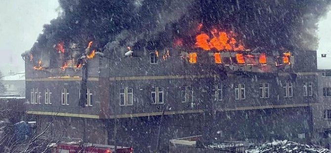 Tuzla'daki çakmak fabrikasında yangın çıktı!