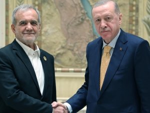 Cumhurbaşkanı Erdoğan, Pezeşkiyan ile görüştü!