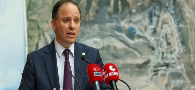 Deniz Yavuzyılmaz: "Petrolün bir kısmı yabancılara satıldı"