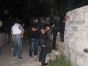 İstanbul'da terör operasyonu: Çok sayıda gözaltı