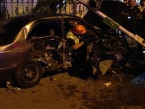 Sakarya'da iki otomobil çarpıştı: 4 yaralı